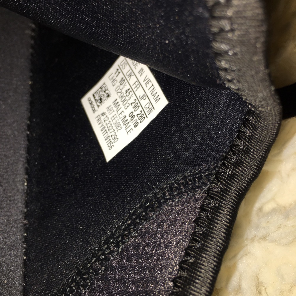Adidas - Picture 8 of 8